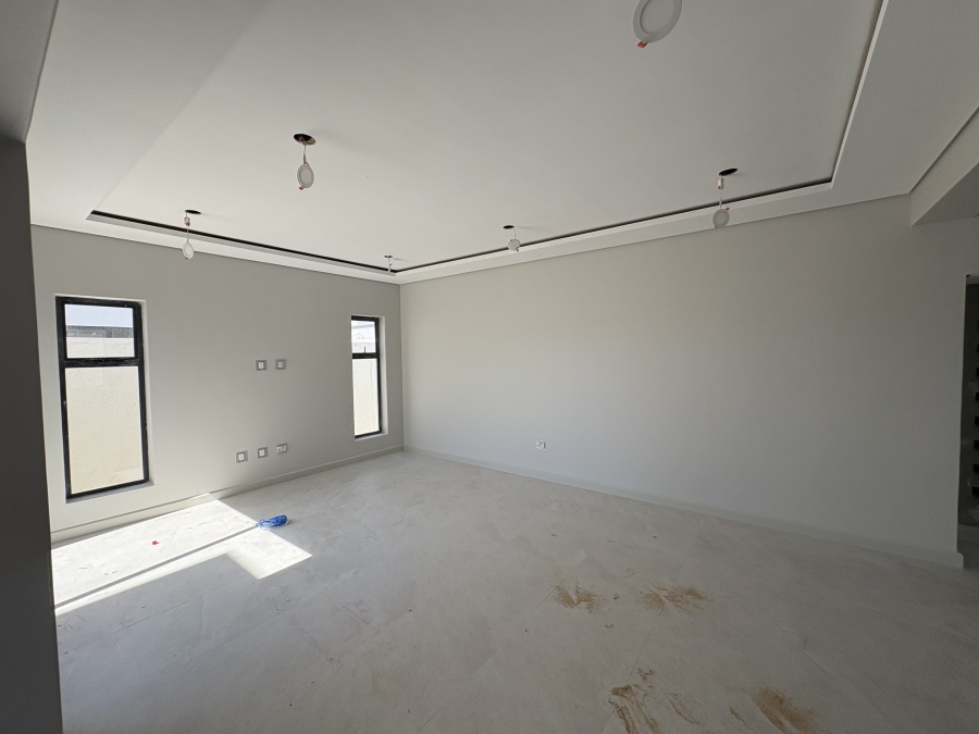 4 Bedroom Property for Sale in Sandown Western Cape